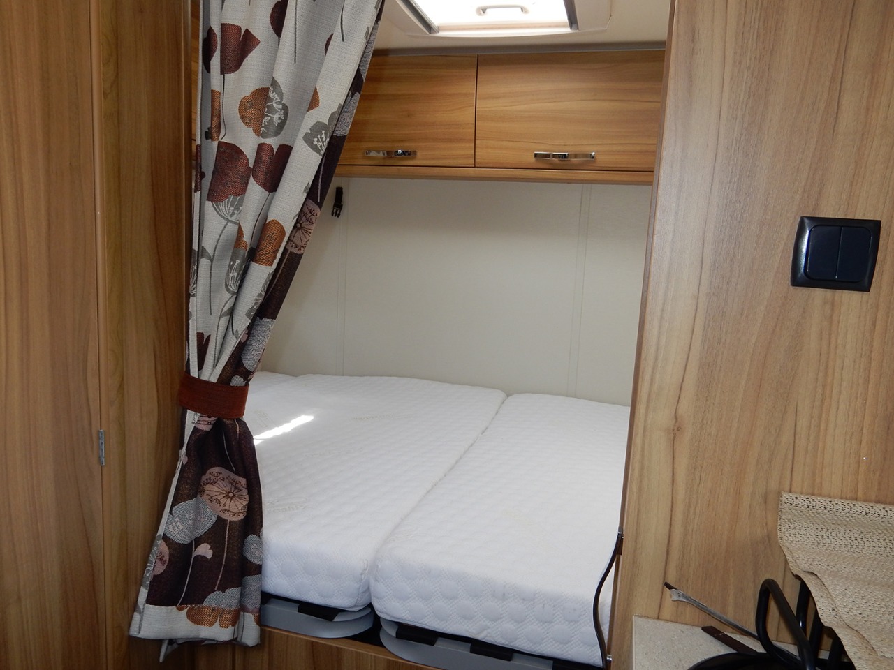 Rear Bed