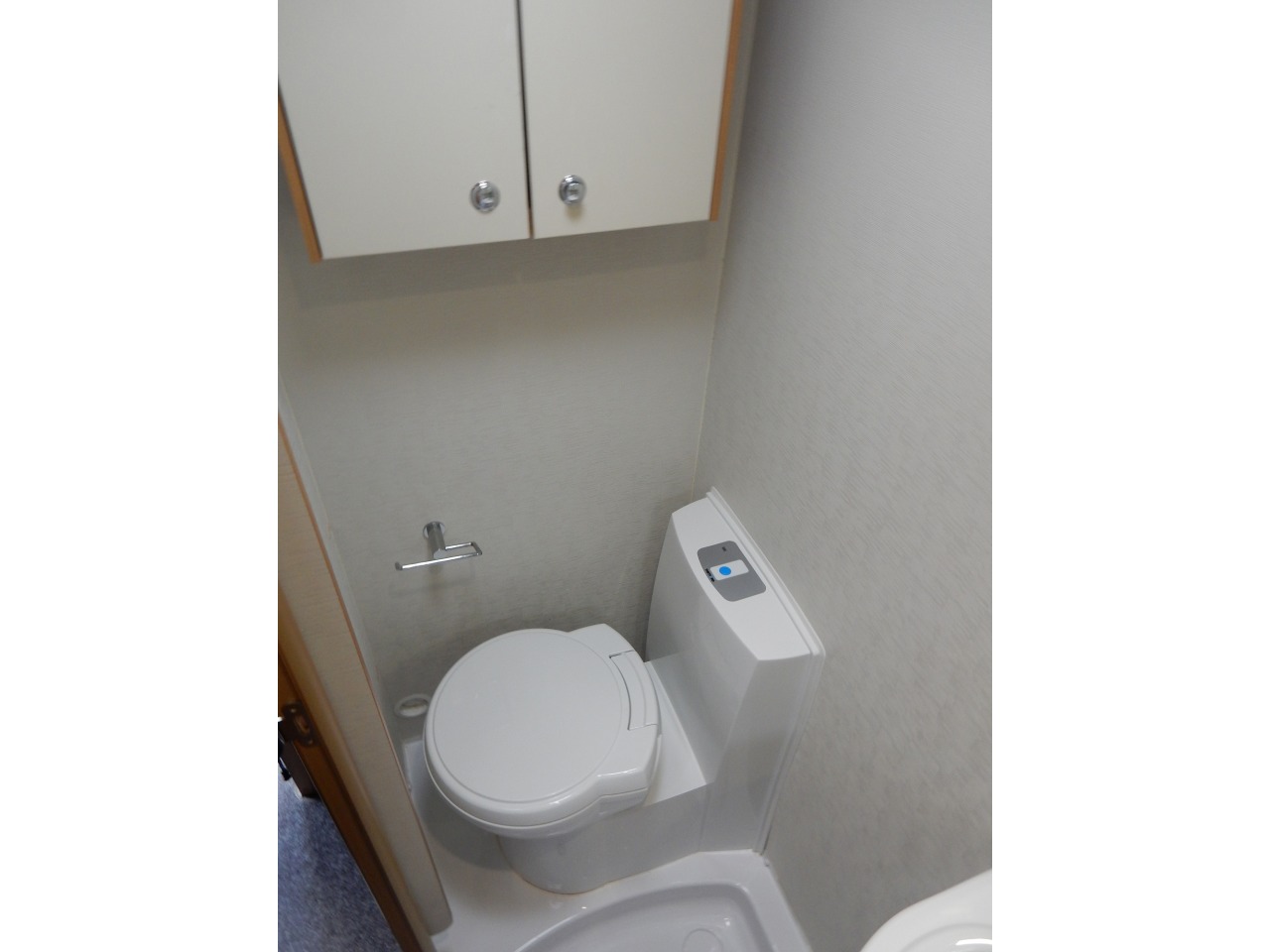 Toilet & Bathroom lockers