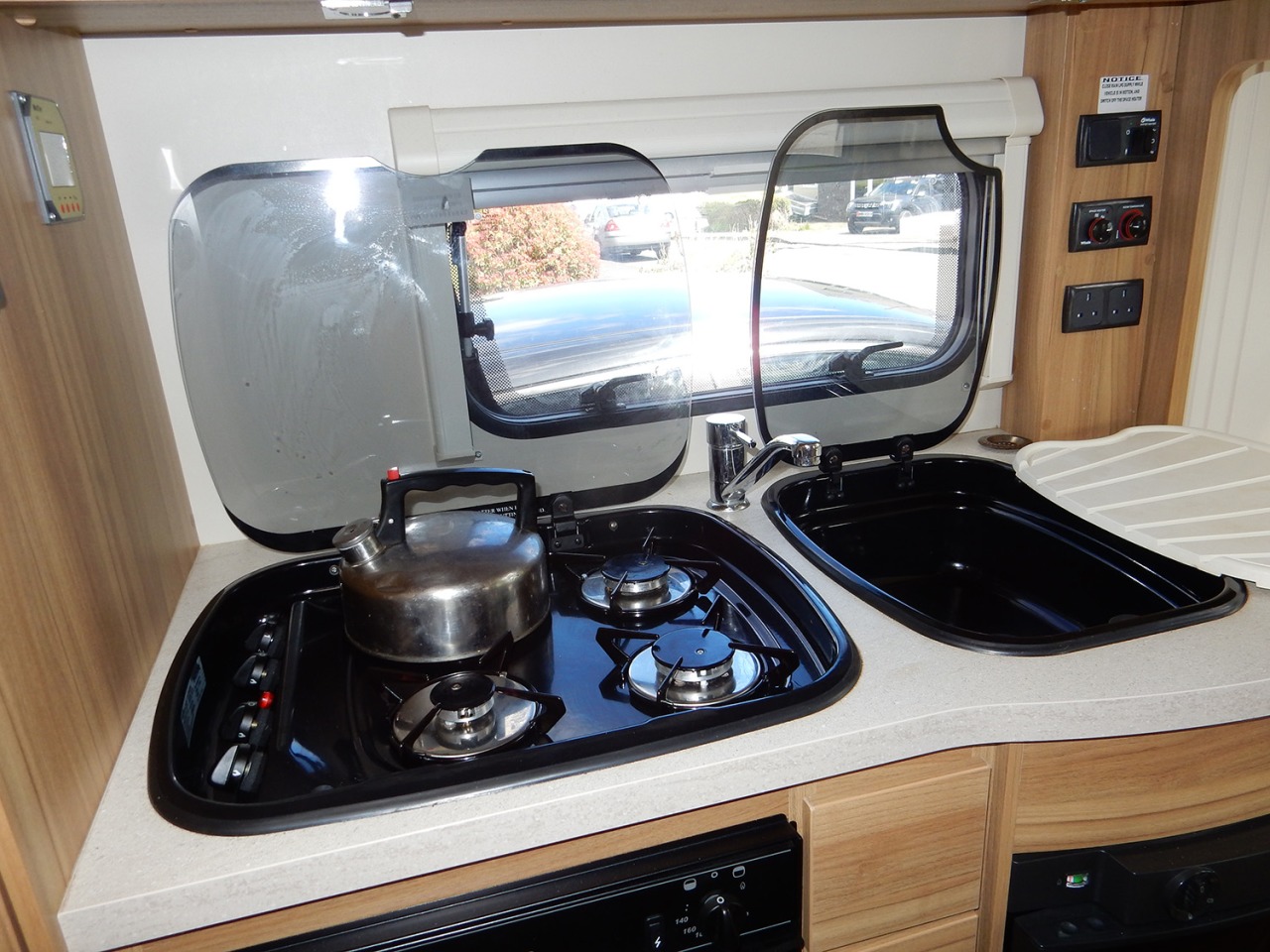 Hob Sink & Drainer ready for action!