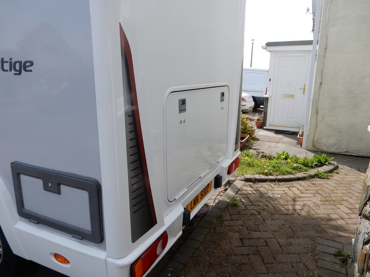 Battery Hatch & rear garage Door